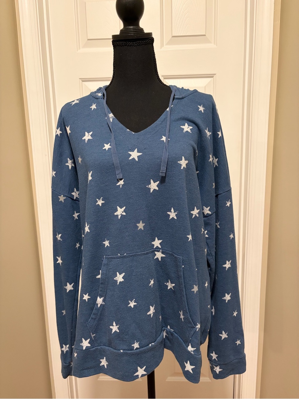 Women’s Sonoma Life + Style Blue Star Print Hoodie w/ Pockets, Size XL